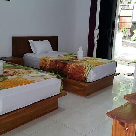 Jo Homestay Selong Blanak Exterior foto